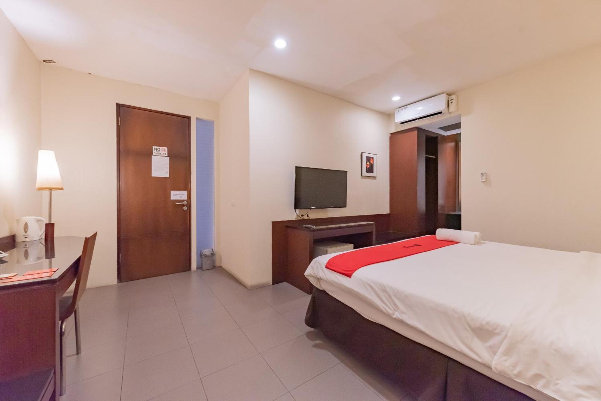 Reddoorz Plus @ Cipaganti Street 3 Bandung Bagian luar foto