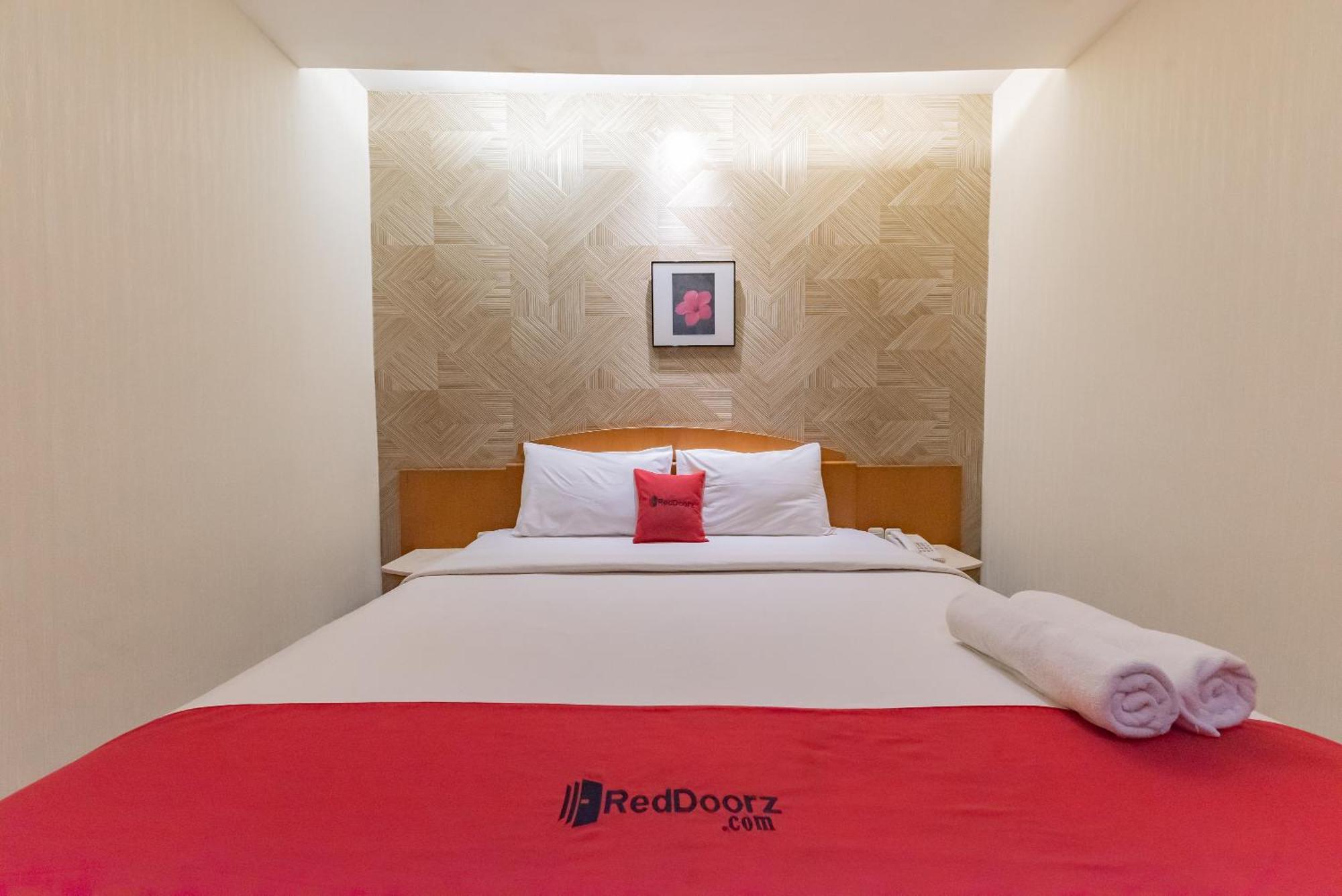 Reddoorz Plus @ Cipaganti Street 3 Bandung Bagian luar foto