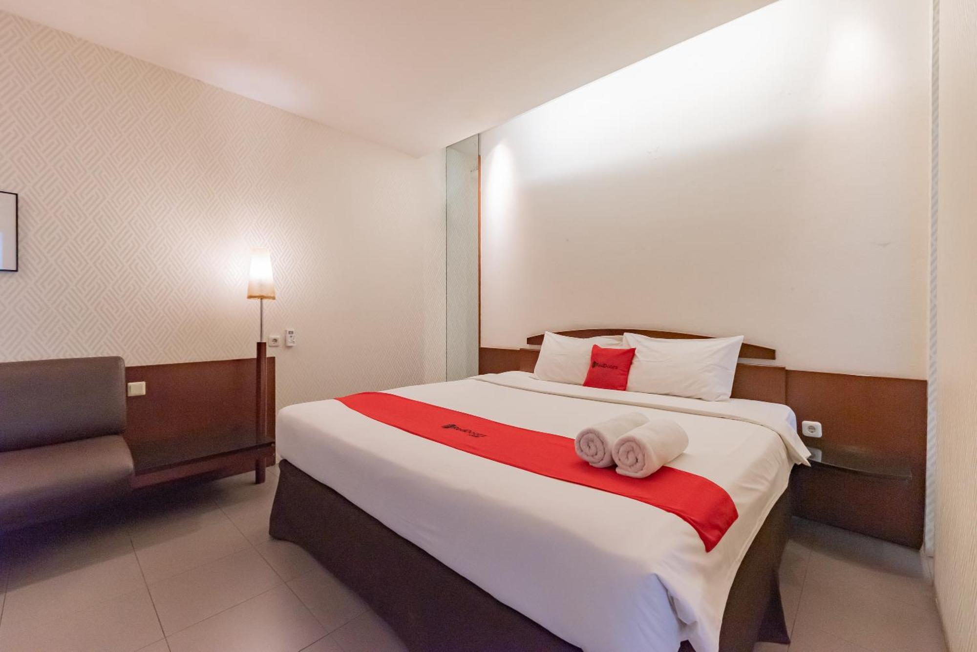 Reddoorz Plus @ Cipaganti Street 3 Bandung Bagian luar foto